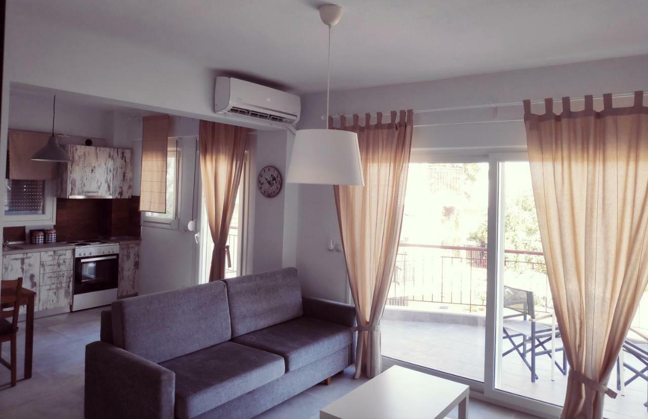 Melistalia Appartment 1 Nea Michaniona Bagian luar foto