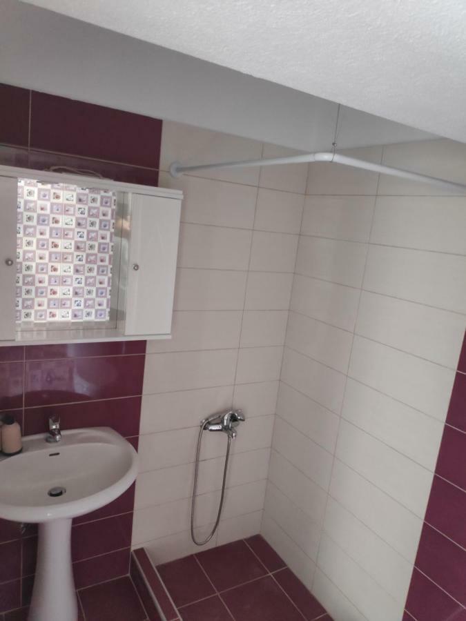 Melistalia Appartment 1 Nea Michaniona Bagian luar foto